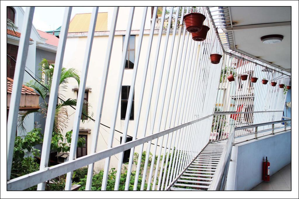 V-Studio Apartment 2 Hanoi Eksteriør bilde