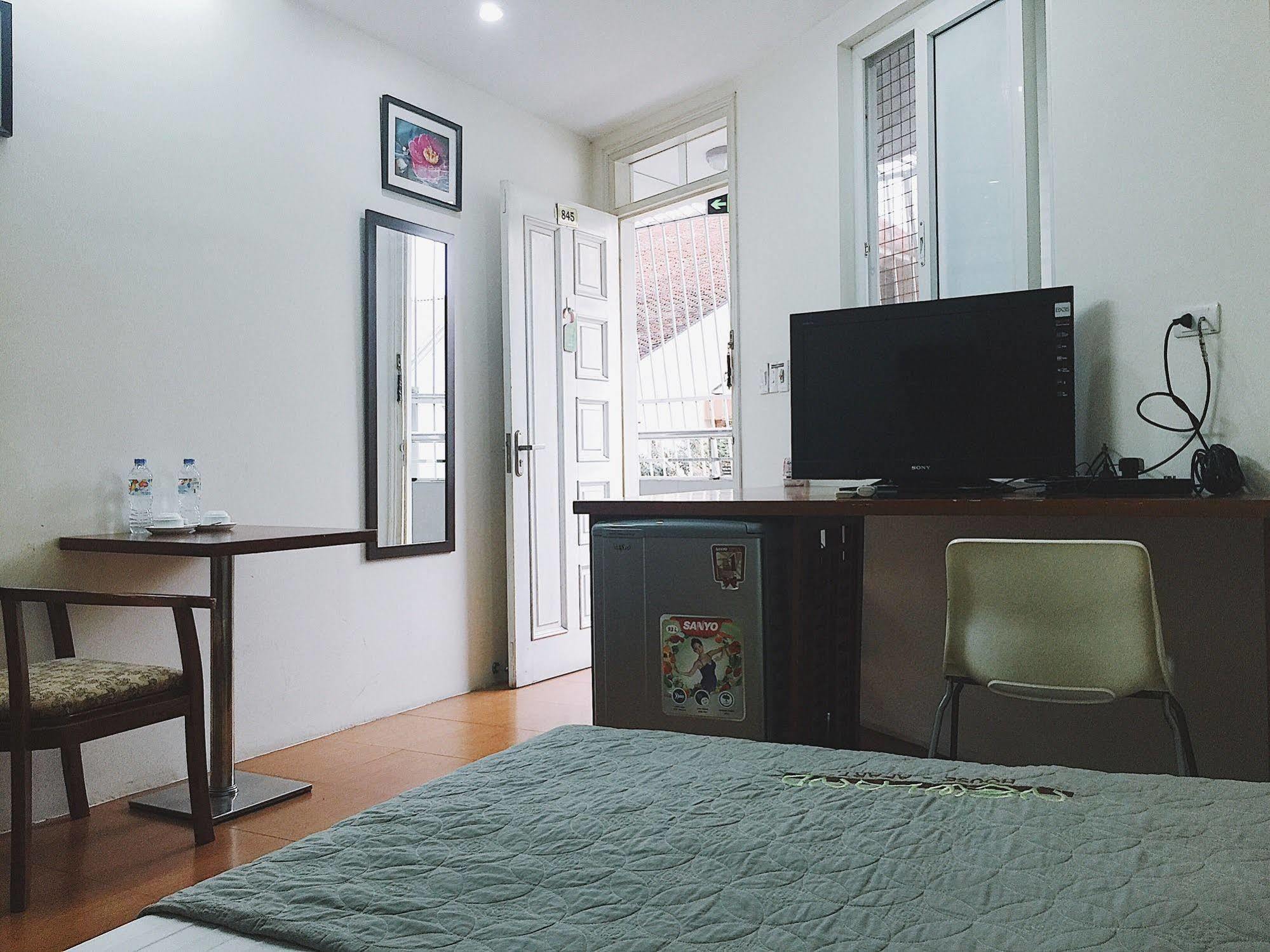 V-Studio Apartment 2 Hanoi Eksteriør bilde